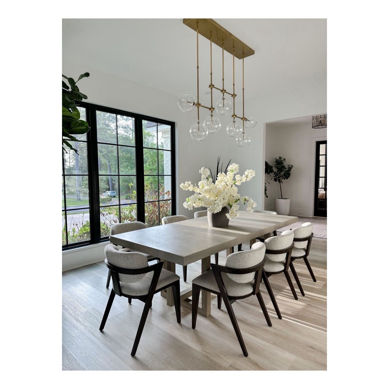 Kaylie Luxe Dining Set