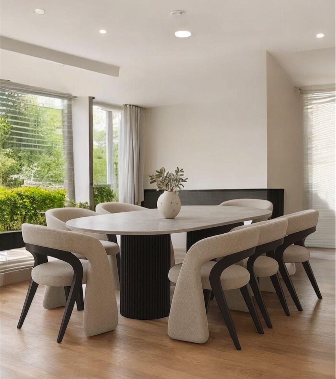 Thandiwe Oak Dining set